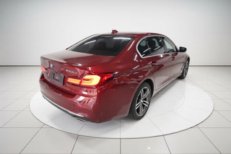 Used BMW 5 Series 2021 Restyled 530Li Leading Edition Luxury Package Rear Right 45 Deg