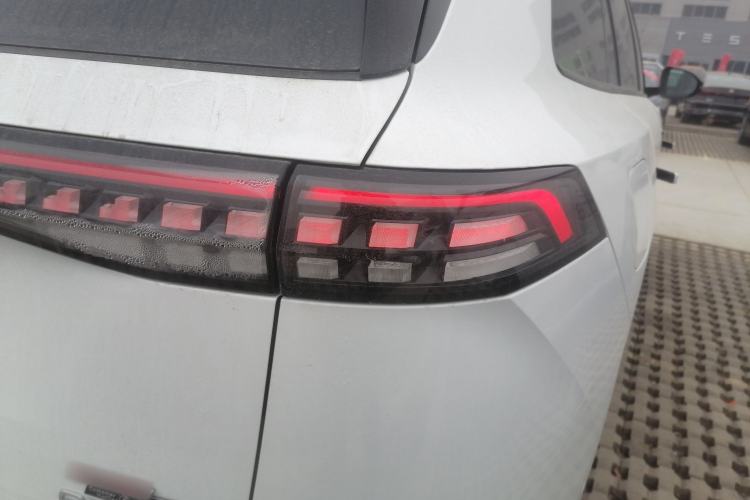 Used Dongfeng eπ eπ008 2026 Model Six-Seat Pure-Electric Family Edition