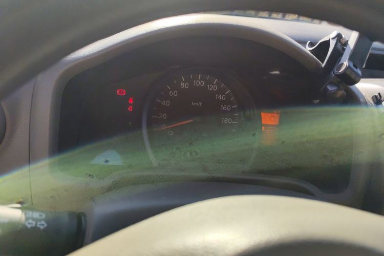 Used Nissan NV200 2014 1.6L Manual Luxury Model China V Standard
