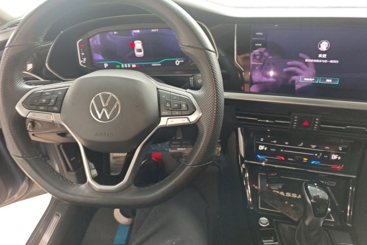 Used Volkswagen Passat 2022 330TSI Starry Luxury Edition