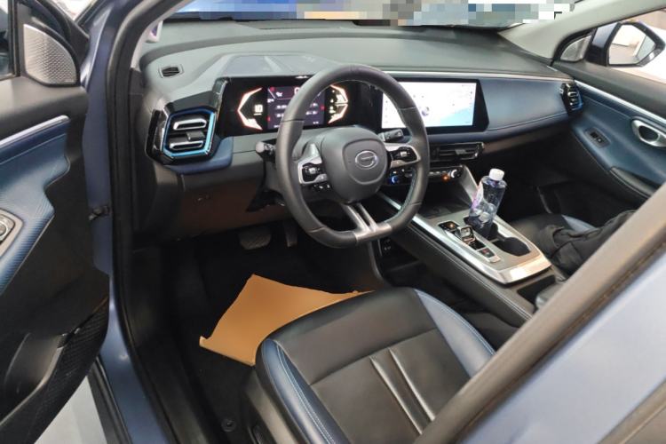 Used GAC Trumpchi GS3 2023 Shadow Speed 270T R-STYLE Edition Center Console