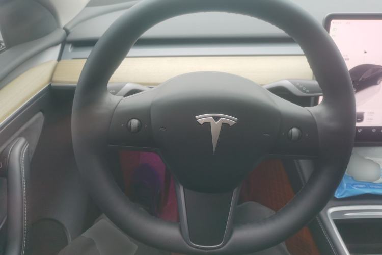Used Tesla Model Y 2022 Revised Version Rear-Wheel Drive Steering Wheel