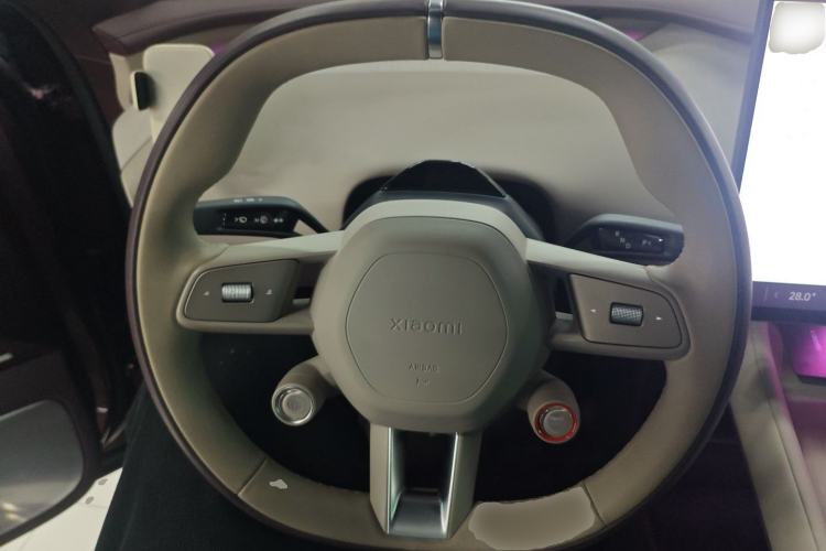 Used Xiaomi Auto YU7 2025 Ultra-Long Range All-Wheel Drive Pro Version
