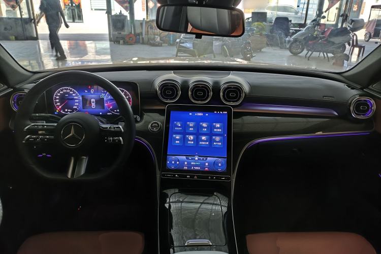 Used Mercedes-Benz C-Class 2022 Restyled C 260 L Sport Edition Center Console