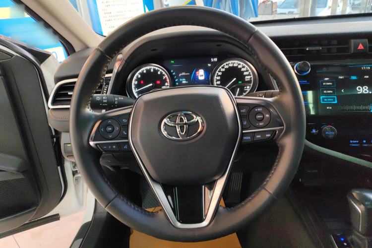 Used Toyota Camry 2019 Revised Version 2.0G Luxury Edition