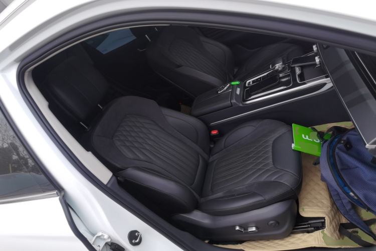 Used Hongqi HS5 2023 2.0T Qixiang Pro Edition
