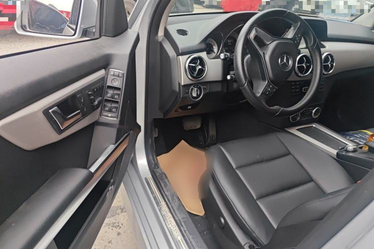 Used Mercedes-Benz GLK-Class 2014 GLK 260 4MATIC Dynamic Model Driver Seat