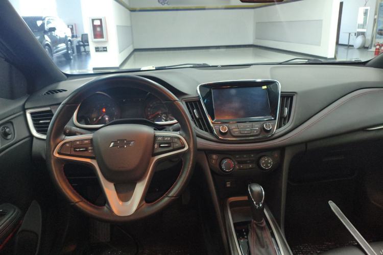 Used Chevrolet Monza 2019 RS 330T Automatic Comfort Edition China VI Standard Center Console