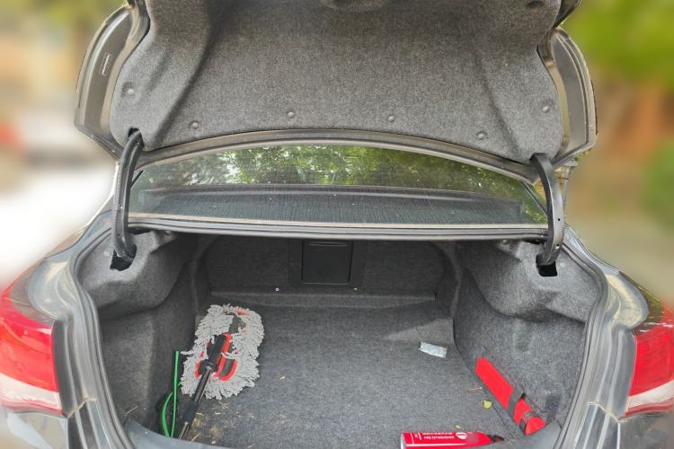 Used Chevrolet Malibu 2016 2.0L Automatic Luxury Edition Trunk