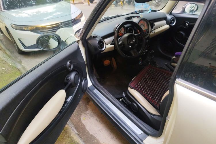 Used MINI 2011 1.6L COOPER Fun