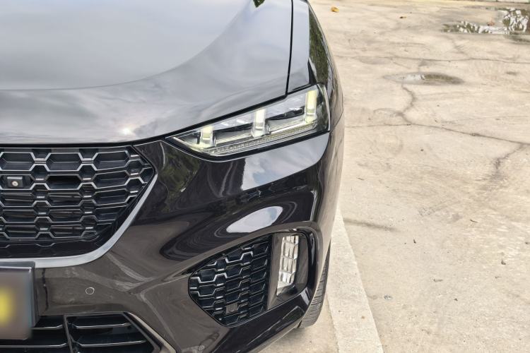 Used Wey VV7 2019 Upgraded Model 2.0T Flagship Version China VI