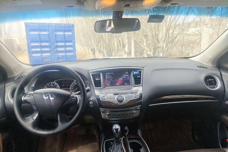 Used Infiniti QX60 2016 2.5 S/C Hybrid Two-Wheel-Drive Excellence Edition China V Standard
