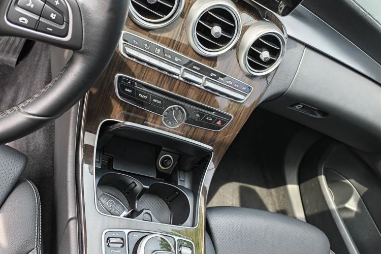 Used Mercedes-Benz C-Class 2018 C 180 L Fashion Model Interior 3