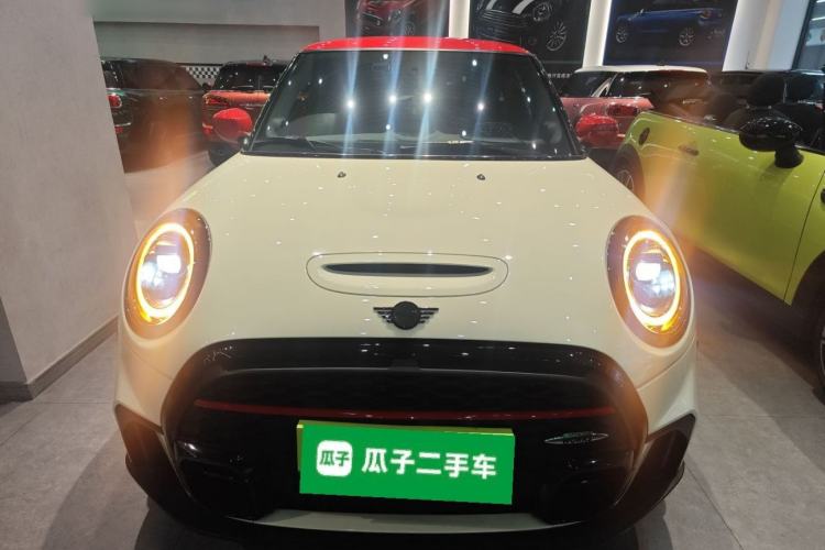 Used MINI JCW 2023 2.0T JOHN COOPER WORKS Pat Moss Commemorative Edition Front