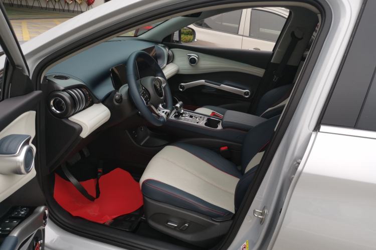 Used BYD Yuan PLUS 2023 Champion Edition 510KM Superior Model Driver Seat