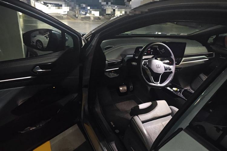 Used Volkswagen ID.4 X 2021 Pure Edition
