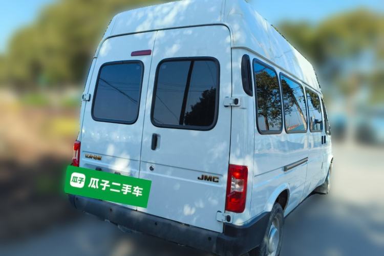 Used JMC Transit 2021 2.8T Space King Standard Version Long Wheelbase Mid-Height Roof Rear Single Tire – Step 6-Seater Diesel China VI Emission Standard JX493
