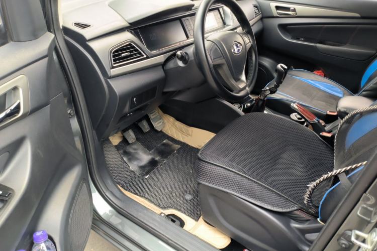 Used CHANGAN KAICHENG Oushang A600 2017 1.5L Manual Standard Edition Driver Seat