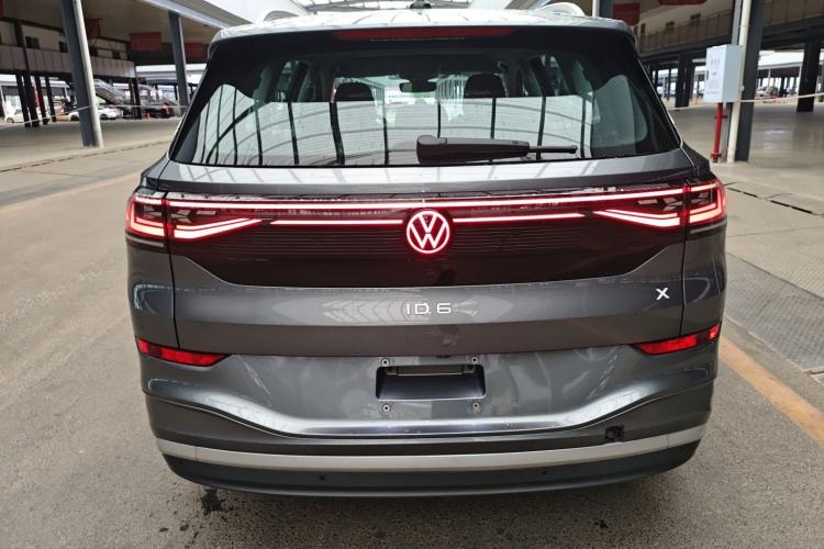 Used Volkswagen ID.6 X 2023 Pure Long-Range Version Rear