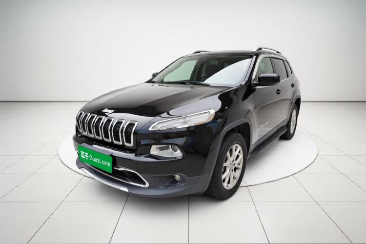 Used Jeep Cherokee 2016 2.4L Professional Smart Version