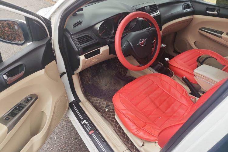 Used Haima M3 2014 1.5L Manual Standard Edition Driver Seat