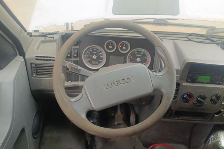 Used Iveco Daily 2014 2.5T-A35 NJ6484ACM47Z4 Steering Wheel