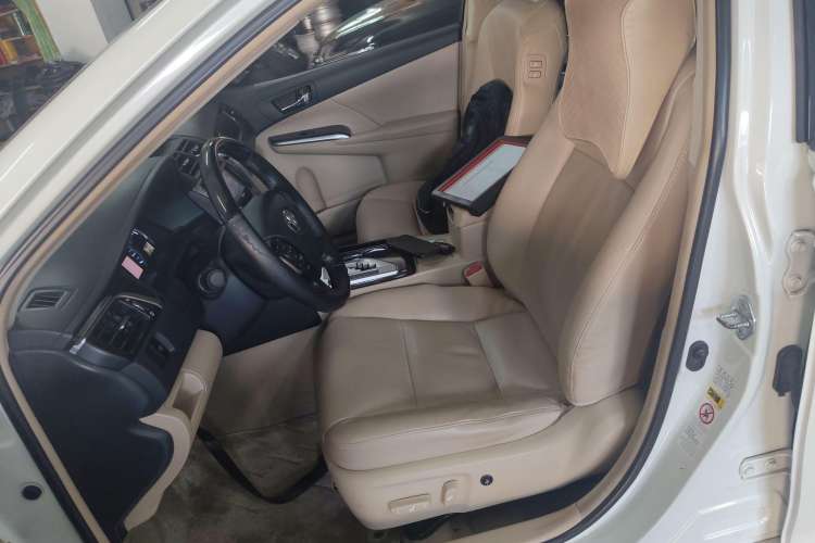 Used Toyota Camry 2012 Luxurious Edition 2.5HG Zunrui
