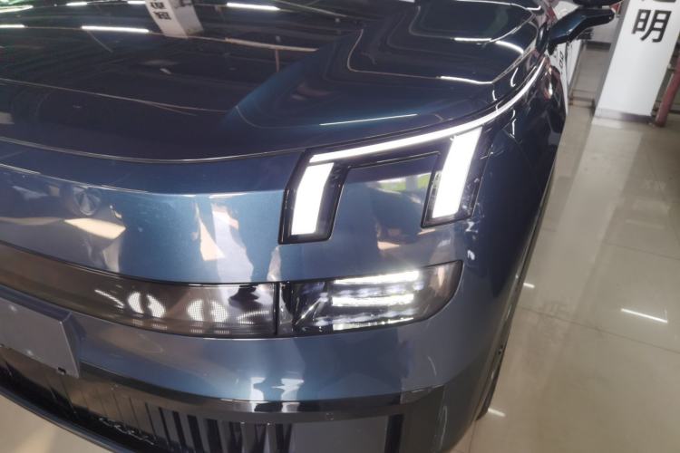 Used Lynk & Co 900 2025 2.0T Ultra
