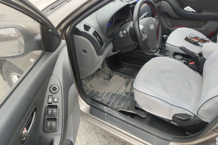 Used Hyundai Celesta 2011 1.6L Manual Comfort Edition
