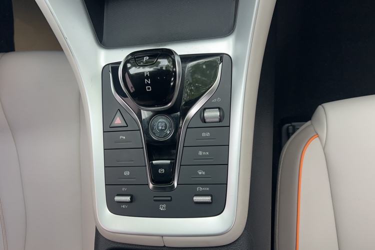 Used BYD Song Pro New Energy 2023 Champion Edition DM-i 71KM Leading Model Gear Lever