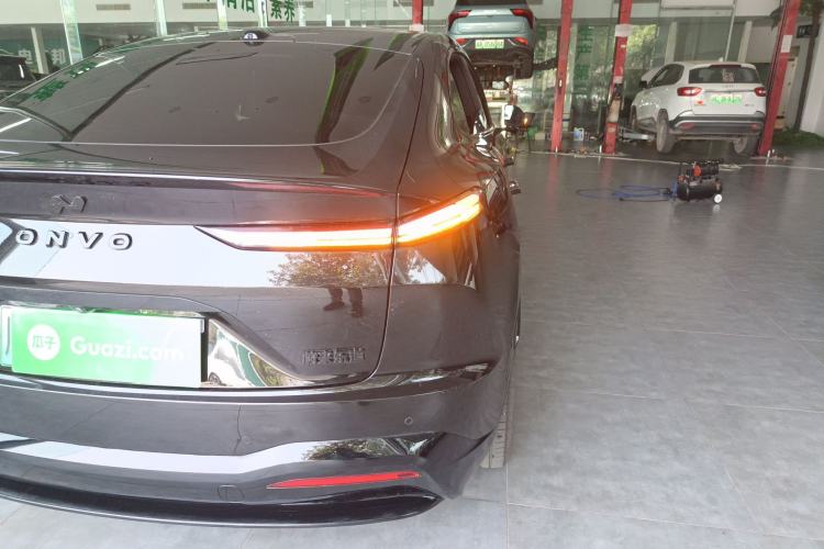 Used ONVO L60 2024 60 kWh Rear-Drive Version
