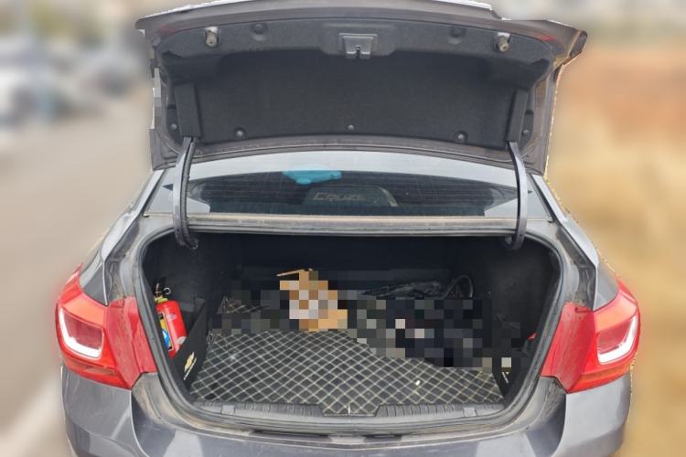 Used Chevrolet Cruze 2015 1.5L Classic SL MT Trunk