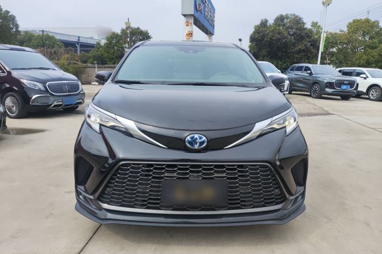 Used Toyota Granvia 2023 2.5L Hybrid Flagship VIP Edition