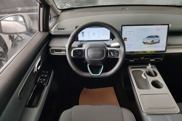 Used AION Y 2023 Younger
