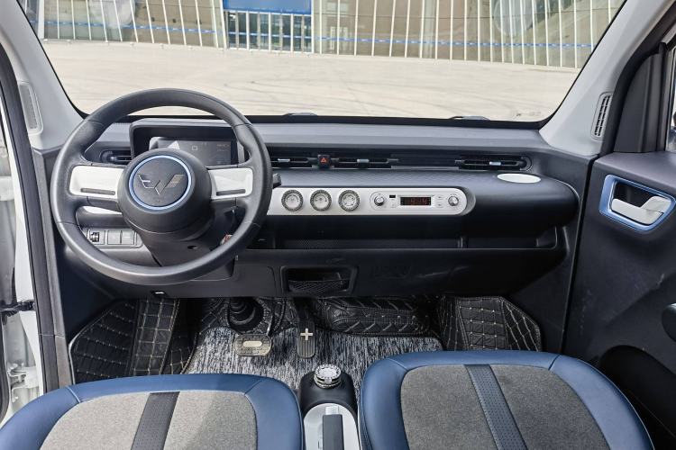 Used Wuling Hongguang MINIEV 2022 GAMEBOY 200km Gaming Edition with Lithium Iron Phosphate