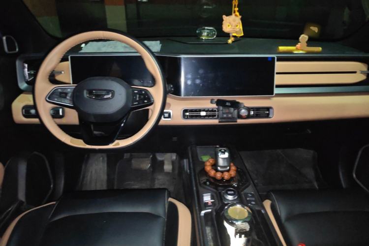 Used Geely Auto icon 2023 1.5TD Chocolate Smoothie Edition
