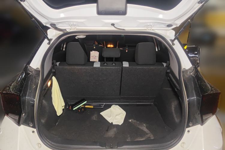 Used Toyota YARiS L Zhi Xuan 2022 X-Trail 1.5L CVT Leading PLUS Edition Trunk