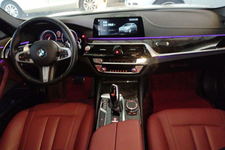 Used BMW 5 Series 2018 Facelifted 530Li xDrive M Sport Package
