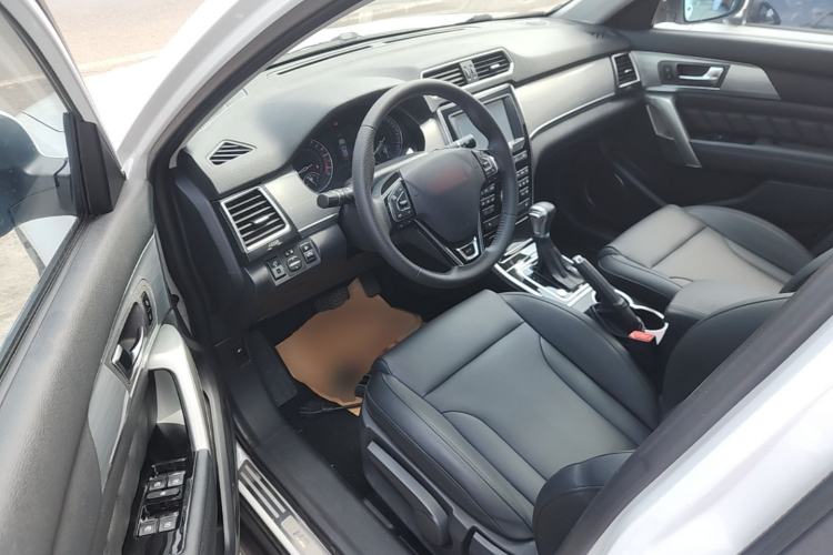 Used Haval H2 2015 1.5T Automatic Two-Wheel Drive Elite Edition
