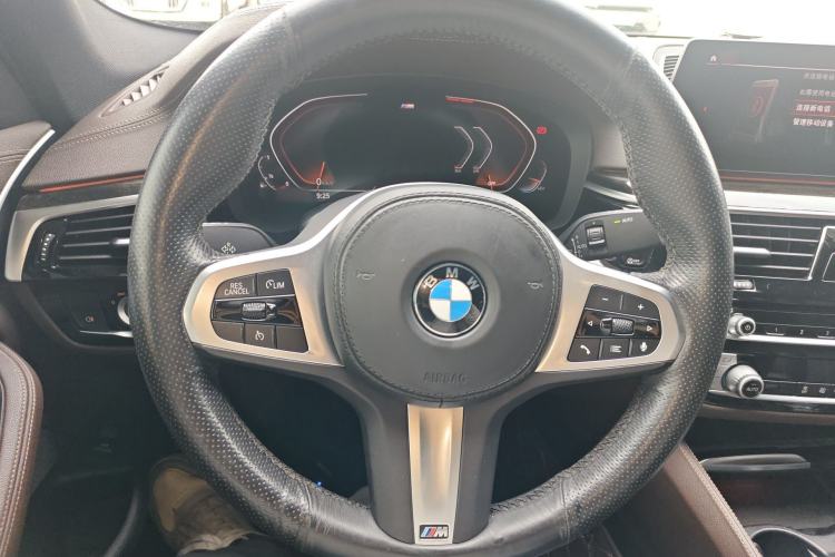 Used BMW 5 Series 2020 525Li M Sport Package