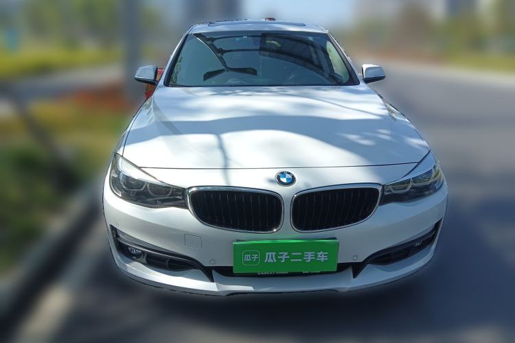 Used BMW 3 Series GT 2018 320i Sport Edition Front