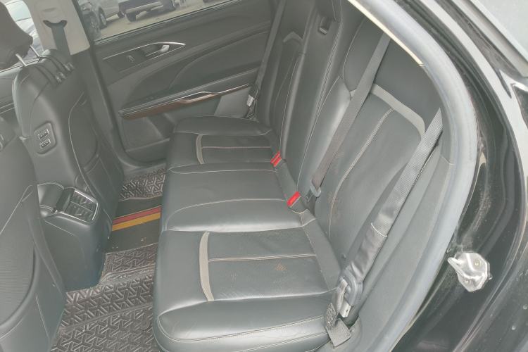 Used Ford Taurus 2017 EcoBoost 325 V6 Flagship Model Left Rear Seat