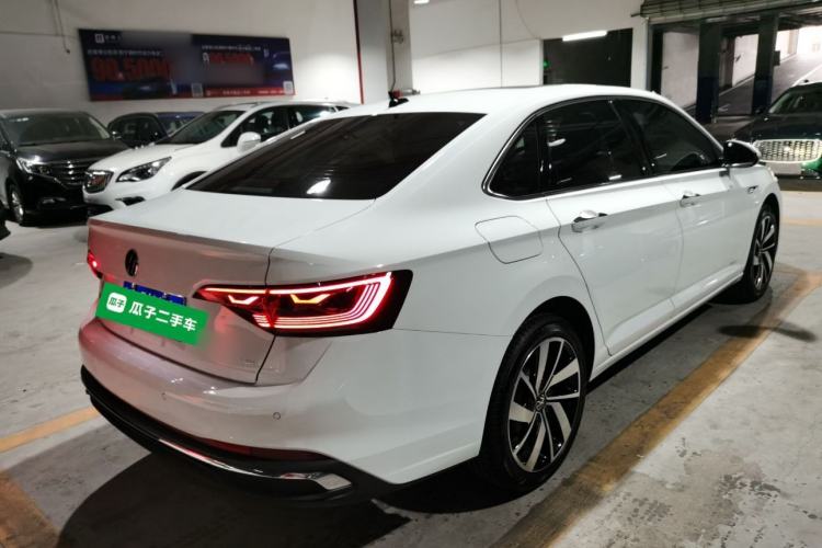 Used Volkswagen Sagitar 2025 Revised Version Three 300TSI DSG Excellence Edition
