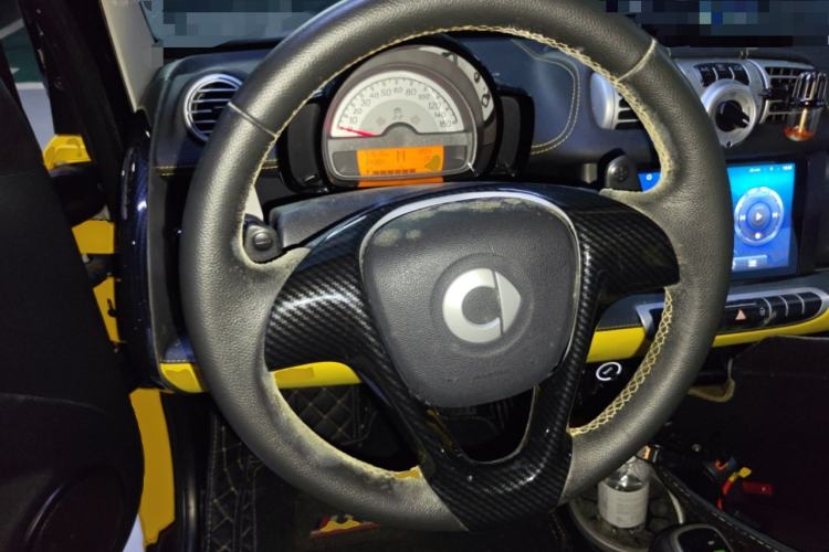 Used smart fortwo 2013 1.0 MHD Hardtop City Ranger Special Edition Steering Wheel