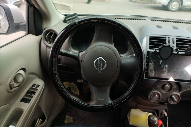 Used Nissan Sunny 2011 1.5XE Manual Comfort Edition
