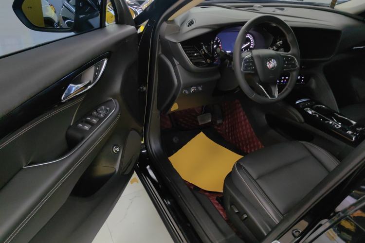 Used Buick Envision 2022 Encore Plus 652T Five-Seat Luxury Model Driver Seat