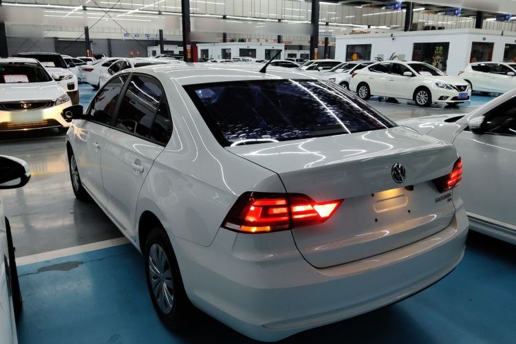 Used Volkswagen Santana 2016 1.6L Manual Fashion Edition