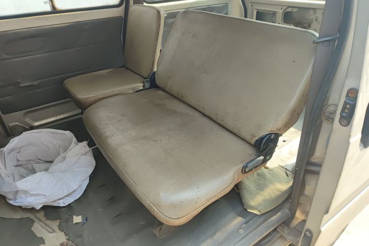 Used Wuling Zhiguang 2010 1.0L New Version Practical Edition with Short Body