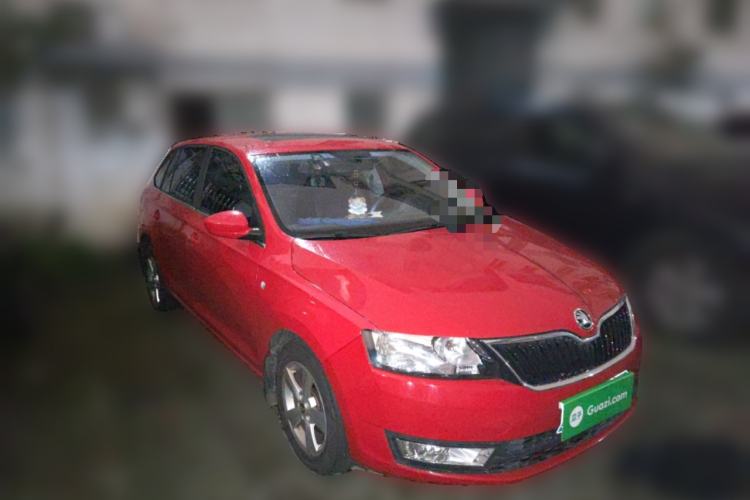 Used Skoda Rapid Spaceback 2016 Revised 1.6L Manual Chuanxing Edition Front Right 45 Deg