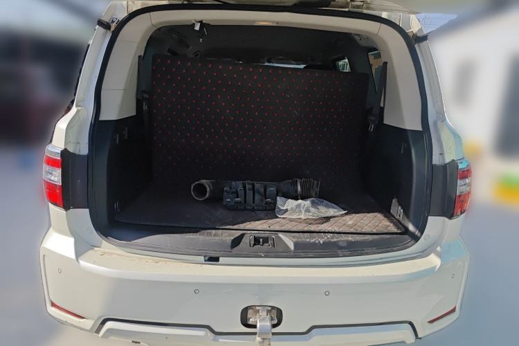 Used Nissan Patrol 2018 4.0L LinkedIn Edition Trunk